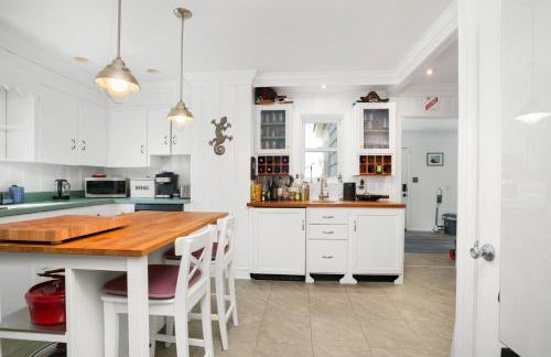 Oyster Shack - true gem in heart of downtown! - Foto 7