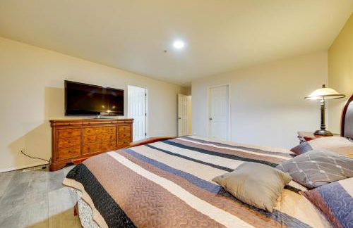 Pet-Friendly SeaTac Retreat 6 Mi to Puget Sound! - Photo 11