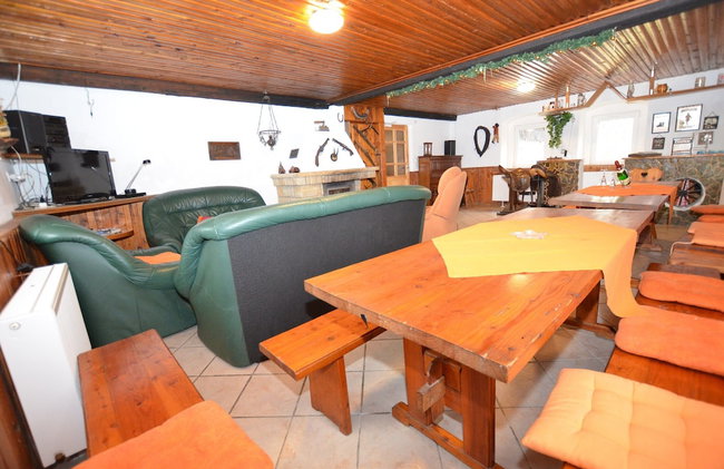 Chalet in Ore Mountains Near Ski Slopes - Photo 11
