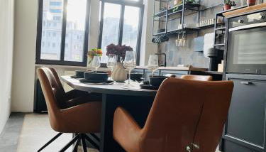 Altbau-Juwel, Antik trifft Modern im Denkmalhaus - Photo 5, stove, dishwasher