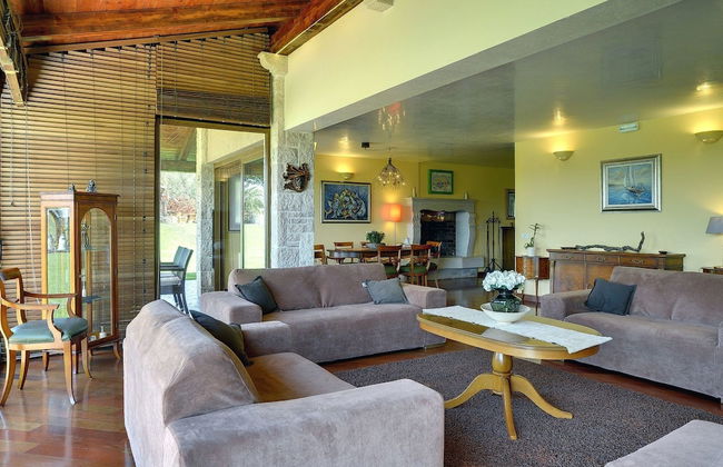 Luxurious Villa in Pomer with Pool & Hot Tub - Foto 11