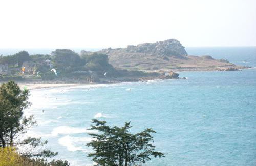 Cottage in Plougasnou Near Stunning Beaches - Photo 60