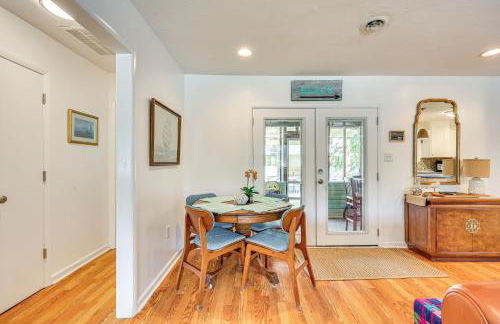 Oak Island Cottage Minutes to Long Beach! - Foto 6