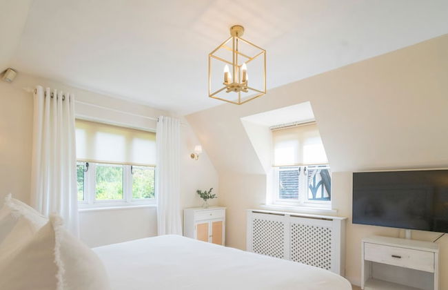 Magnolia Lodge - 4 Beds Fabulous Garden Parking - Foto 12