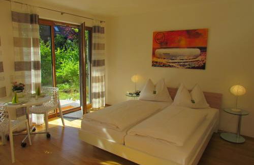 AMENITY-Garden-Apartments - Photo 15