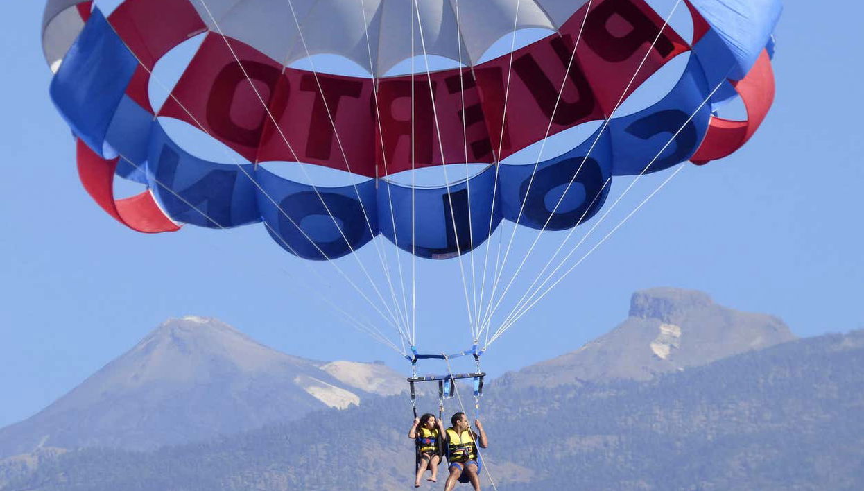 Parasailing sulla Costa Adeje - Foto 1
