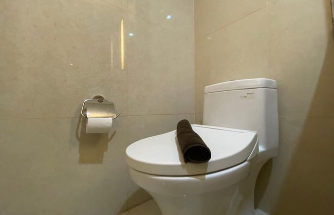 New And Homey Studio Apartment At Warhol (W/R) Residence - Foto 12