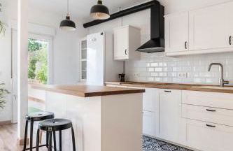 Apartment with a large patio - Foto 25