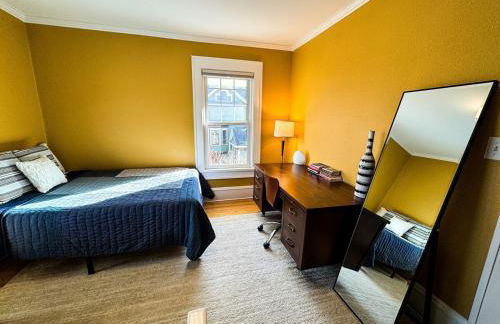 CRAFTSMAN UPSTAIRS with impressive attic! - Foto 37