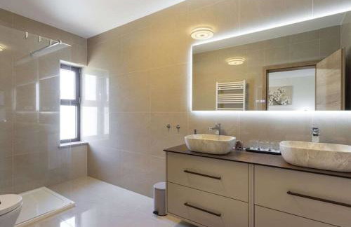 Luxurious apartment with pool - Foto 31