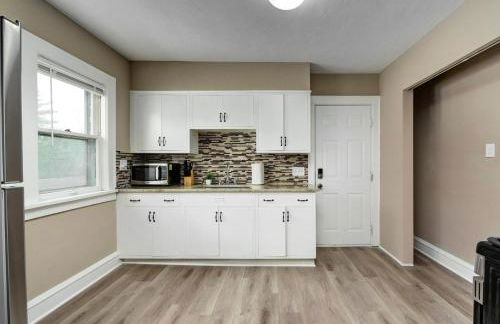 RocknRoll Crib 8 Min Cle Clinic Near Downtown - Foto 12