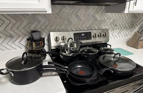 Quiet Cozy Spacious Stay w Private Pool - Foto 49