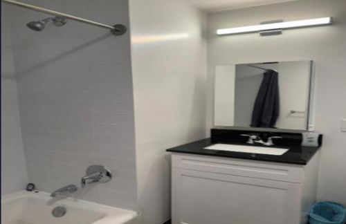 Newly Reno 1BR! Murray Hill! - Foto 9