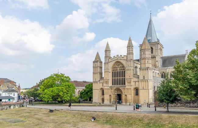 Captivating 2-bed Apartment in Chatham - Foto 23