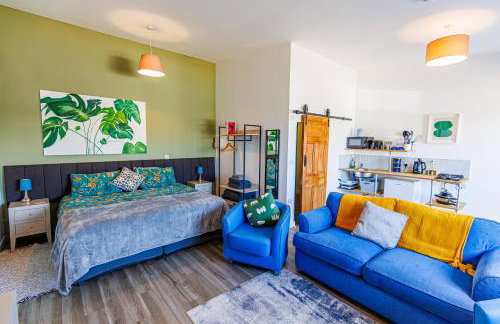 Modern Barn Conversion - Photo 51