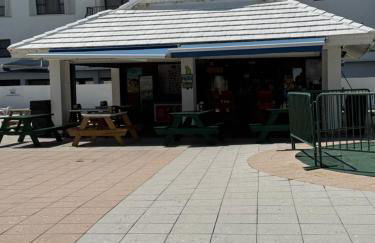 Castle beach studio,tennis court and swimming pool with beach access - Foto 59