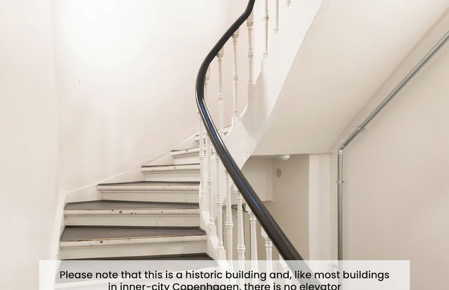 Sanders Regent Adorable 1 Bdr Apt w Terrace - Photo 20