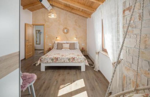 Beautiful Home In Brest Pod Uckom - Foto 25