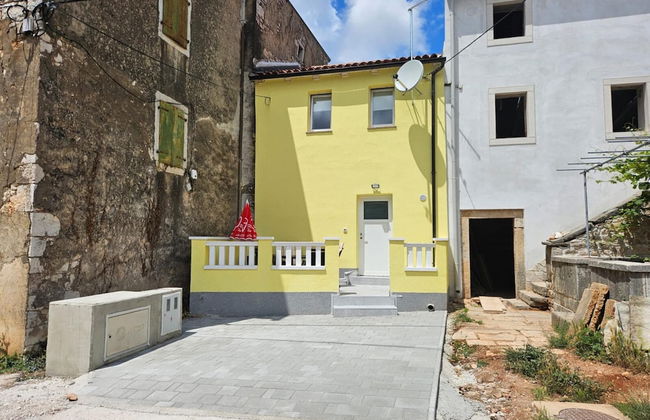 Premium Villa in Nature - Photo 1