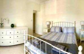 Spacious Victorian townhouse with Cathedral views - Foto 16