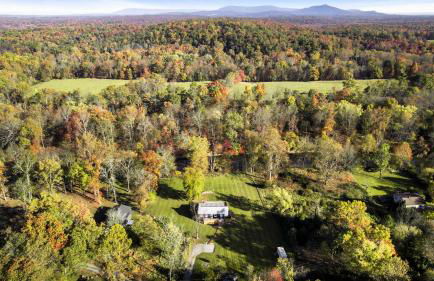 Riverfront w Deck Grill Fire pit & Climbing Wall - Photo 56