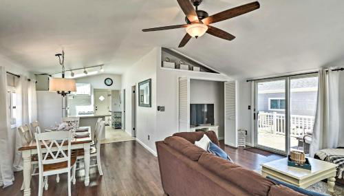 Beachy Lavallette Cottage with Outdoor Shower, Patio - Foto 5