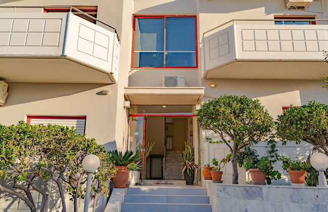 Saint-Trope Studios - Photo 27