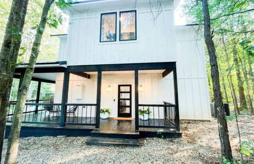 the RISER - BRAND NEW Modern Cabin in Broken Bow - Foto 1