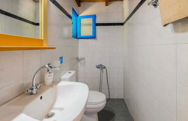 Pretty Holiday Home with Lotus Garden & Terrace near Sea Beach - Foto 24