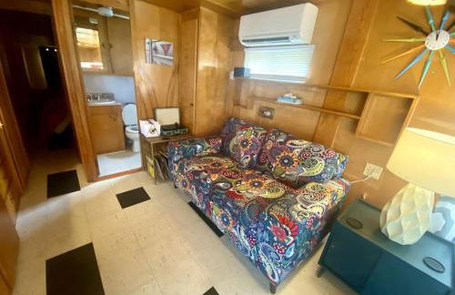 Unique Vintage Airstream Fully Restored in Texas - Foto 20