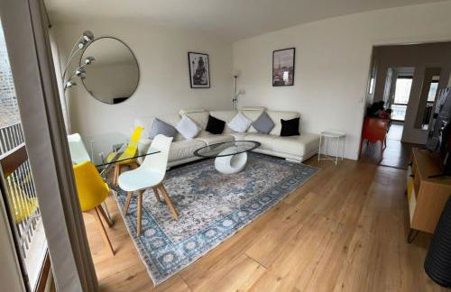 7 min walk to metro la défense, 2BDs parking - Foto 2