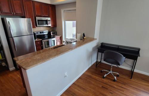 Spacious Apt in Fairview NJ Easy Commute to NYC with parking - Foto 8