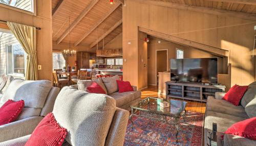 Fire Pit and Grill Lakefront Poconos Cottage! - Foto 4