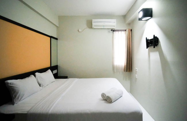 Simple And Homey 2Br At Dian Regency Apartment - Photo 1