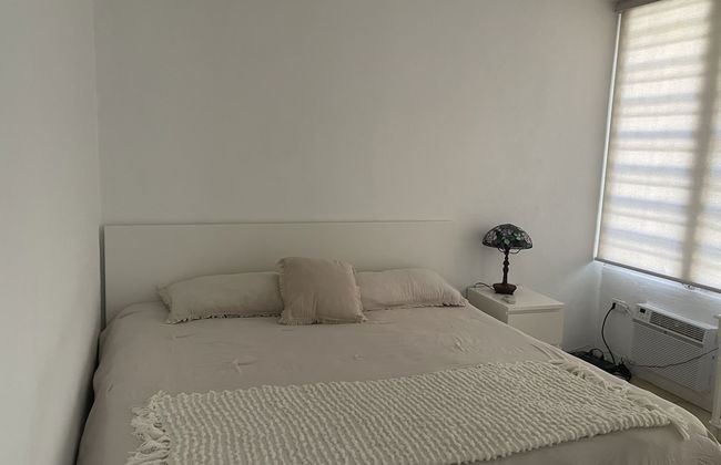 CasaMar 3 Bed 3 Bath With Pool - Photo 8