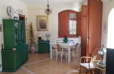 Villa del Golfo Urio with swimming pool shared by the two apartments it is essential to have a car - Foto 10