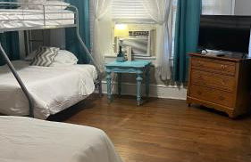 Historic Craftsman Style Home - Foto 9