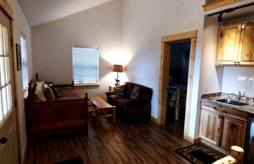 Inviting Family-Friendly Cabin Rental for Four on Flathead Lake in Montana - Foto 7