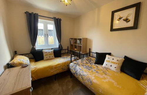 Bumblebee Barn, Luxury contemporary holiday home - Photo 13