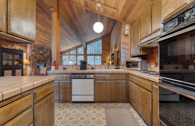 Northstar Hideaway by Avantstay 5mins to Skiing! - Photo 12