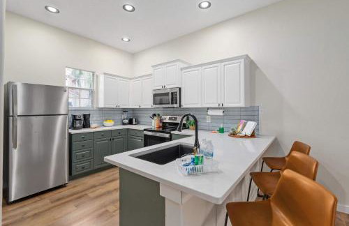 Townhome w heated pool & game room - Foto 32