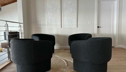 Newly Renovated 4B, 2.5 bath Lakefront home with South Grand Lake Views and dock - Foto 5