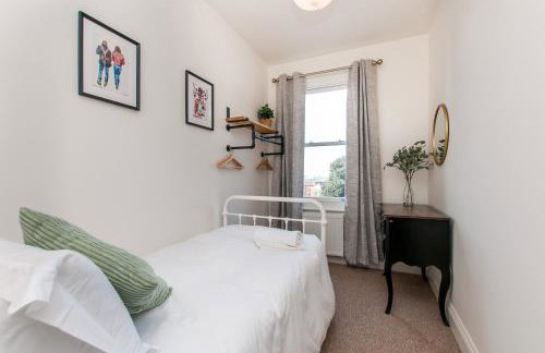 Queen Palm Apartment - Margate - 3 mins walk to beach - Foto 13