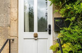 Look No Further The Stable Block in Beautiful Beaufort House 2 Bedrooms - Photo 17