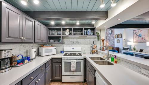 0776 Walk to Arkansas River Historic Palace Loft - Foto 3