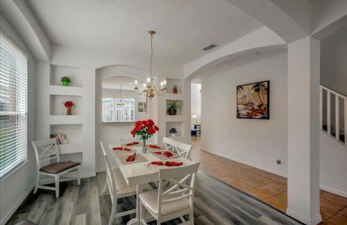 SOLANA 7 Bed Rooms FAMILY VACATION VILLA-Private Pool and SPA - Photo 20