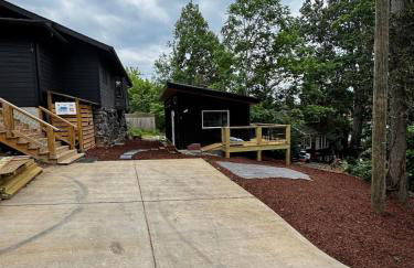 Tiny House Rental in Asheville, NC - The Bat Shack - Foto 44