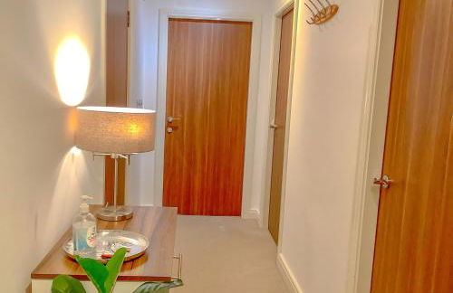 Chester City Centre Waterfront Apartment - Photo 47