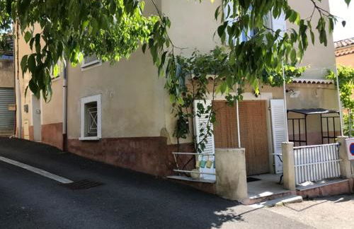 Place du village Haute Provence - Foto 2