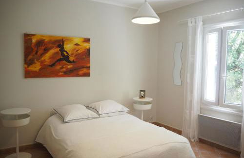 Holiday Home in Villes-sur-auzon With Pool - Foto 22